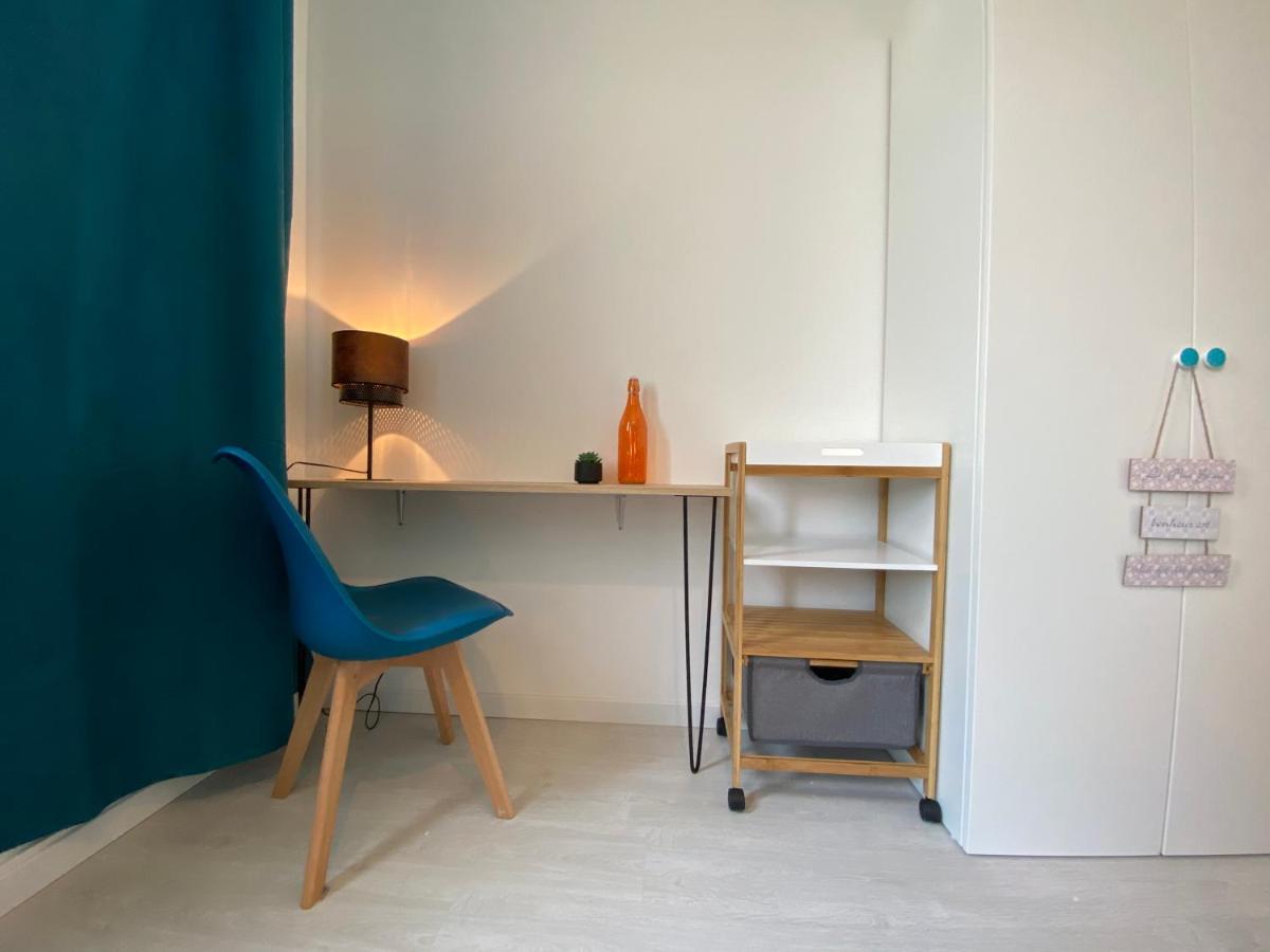 La Maison D'Angelique - Colocation Hoteliere A 150M Gare Tgv- Grande Cuisine Equipee & Salon - Fibre - Netflix Niort Zewnętrze zdjęcie