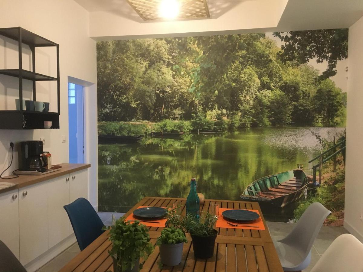La Maison D'Angelique - Colocation Hoteliere A 150M Gare Tgv- Grande Cuisine Equipee & Salon - Fibre - Netflix Niort Zewnętrze zdjęcie